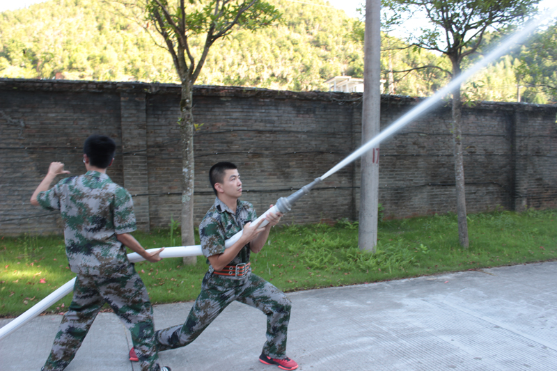 王志坪：烽林分公司兩帶一槍技能比賽現(xiàn)場.JPG