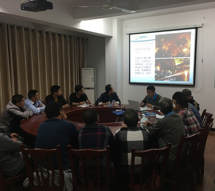 富興建設(shè)公司組織開展消防知識(shí)和火災(zāi)事故警示專題教育1—盧玉葉.jpg