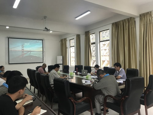 劉銀：龍巖分公司通過礦用產(chǎn)品安全標志現(xiàn)場評審_調(diào)整大小.jpg