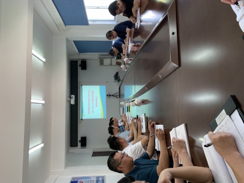 格式工廠福安郭丹桂：海峽科化公司黨委委員、副總經(jīng)理黃卿延到福安分公司開展民爆市場營銷策略課題調(diào)研.jpg