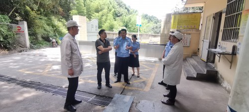 格式工廠龍巖分公�?丁海�?福建省公安廳督察組到龍巖分公司開(kāi)展涉槍涉爆企業(yè)安全檢�? (1).jpg